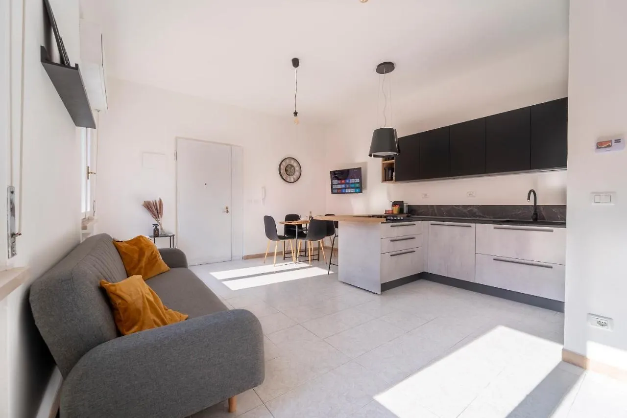 Shiny Home Verona location